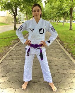 Alexa Grasso feet photo thumbnail