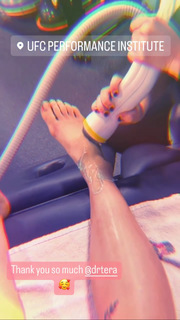 Alexa Grasso feet photo thumbnail