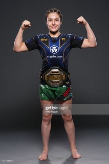 Alexa Grasso feet photo thumbnail