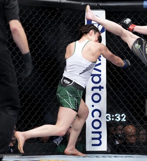 Alexa Grasso feet photo thumbnail
