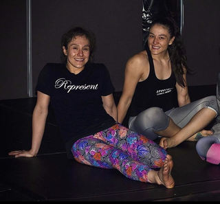 Alexa Grasso feet photo thumbnail