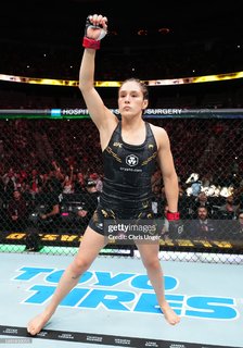 Alexa Grasso feet photo thumbnail