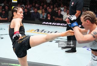 Alexa Grasso feet photo thumbnail