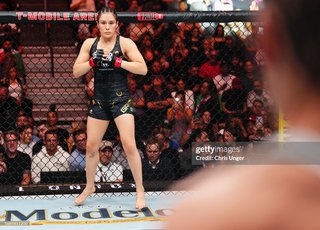 Alexa Grasso feet photo thumbnail