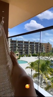 Alexa Grasso feet photo thumbnail