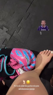 Alexa Grasso feet photo thumbnail