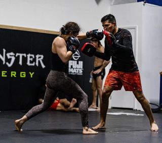 Alexa Grasso feet photo thumbnail