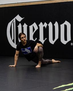 Alexa Grasso feet photo thumbnail