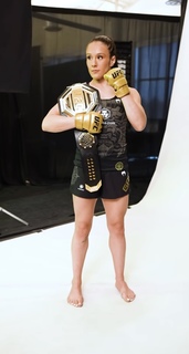 Alexa Grasso feet photo thumbnail