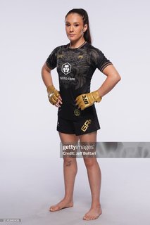 Alexa Grasso feet photo thumbnail