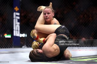 Alexa Grasso feet photo thumbnail