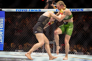 Alexa Grasso feet photo thumbnail