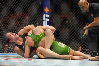 Alexa Grasso feet photo thumbnail