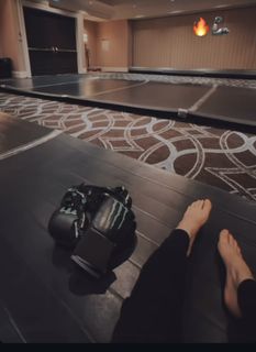 Alexa Grasso feet photo thumbnail