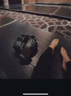 Alexa Grasso feet photo thumbnail