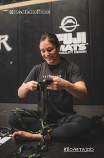 Alexa Grasso feet photo thumbnail