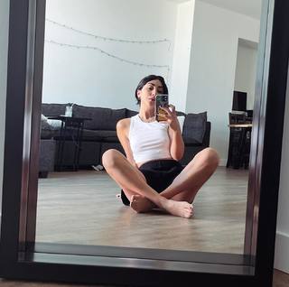 Alexa Mansour feet photo 19