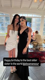 Alexa Mansour feet photo 1
