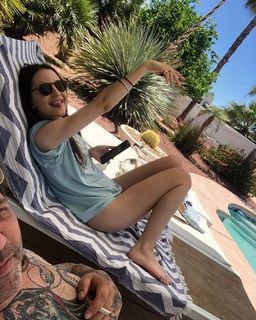 Alexa Nikolas feet photo 10