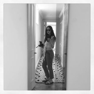 Alexa Nikolas feet photo 9