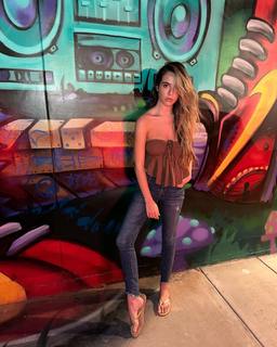 Alexa Nisenson feet photo 5
