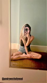 Alexa Nisenson feet photo 16