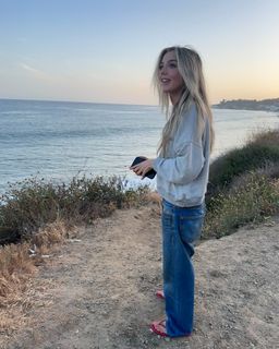 Alexa Nisenson feet photo 15