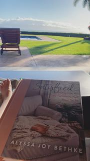 Alexa PenaVega feet photo thumbnail