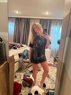 Alexa PenaVega feet photo 8