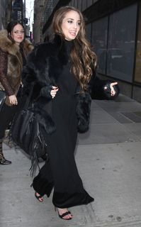 Alexa Ray Joel feet photo 12