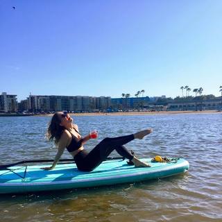 Alexandra Beaton feet photo 5