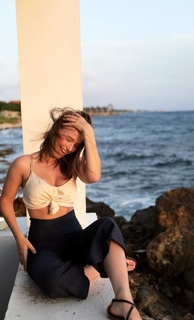 Alexandra Beaton feet photo 17