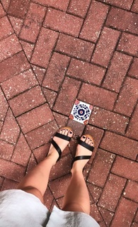 Alexandra Beaton feet photo 5