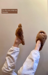 Alexandra Beaton feet photo 17