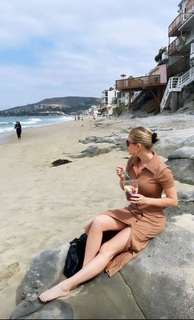 Alexandra Beaton feet photo 8