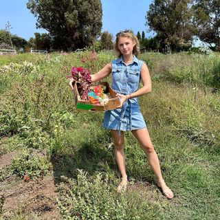 Alexandra Beaton feet photo 19