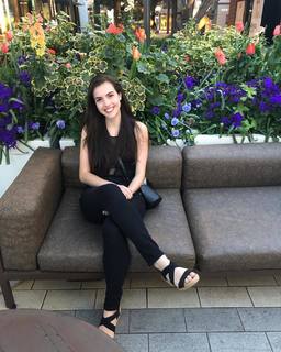 Alexandra Botez feet photo thumbnail