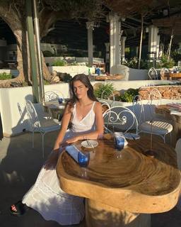 Alexandra Botez feet photo thumbnail