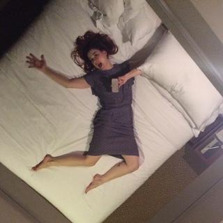 Alexandra Breckenridge feet photo thumbnail