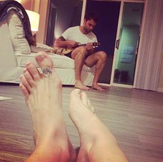 Alexandra Breckenridge feet photo thumbnail