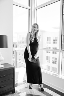 Alexandra Breckenridge feet photo thumbnail