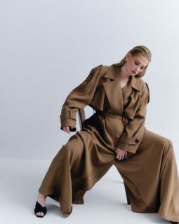 Alexandra Breckenridge feet photo 5