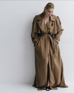 Alexandra Breckenridge feet photo 3