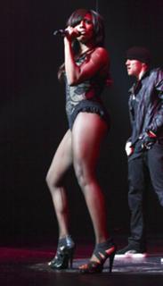 Alexandra Burke feet photo 9