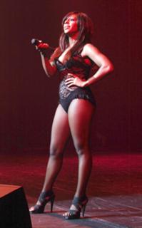 Alexandra Burke feet photo 5