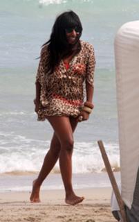 Alexandra Burke feet photo 20