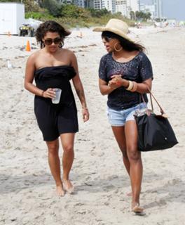 Alexandra Burke feet photo 2