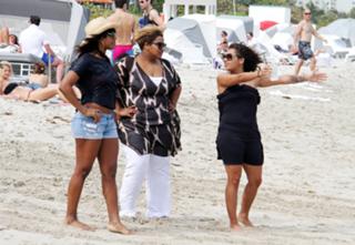 Alexandra Burke feet photo 19