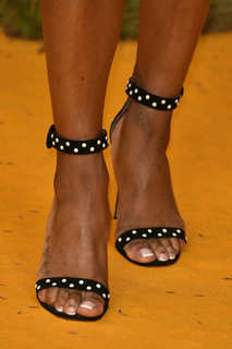 Alexandra Burke feet photo 16