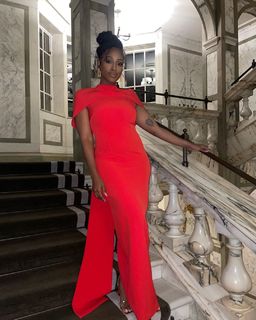 Alexandra Burke feet photo 7